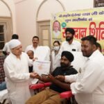 गुरु की महिमा का किया वर्णन, श्रीदेवेन्द्र दास जी महाराज जी ने भावविभोर किया जनसमुदाय